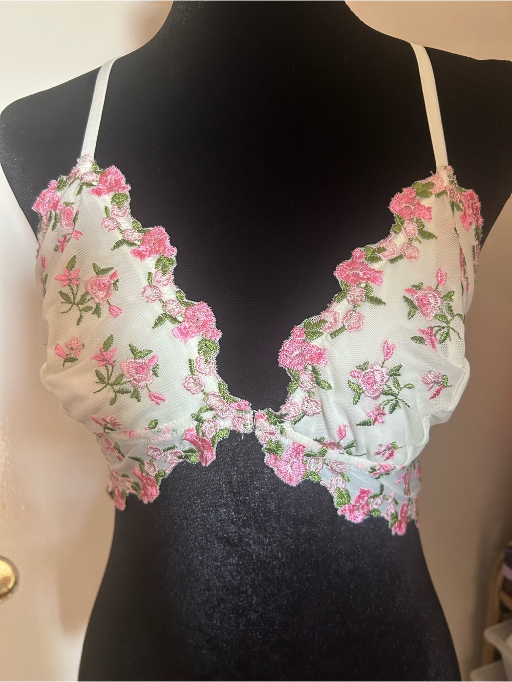 ALYA BRALETTE WITH FLOWERS